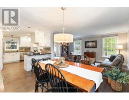 1450 STONEYBROOK CRESCENT - 12