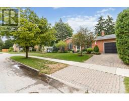 1450 STONEYBROOK CRESCENT - 2