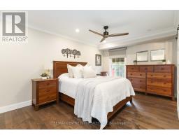 1450 STONEYBROOK CRESCENT - 24