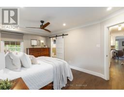 1450 STONEYBROOK CRESCENT - 25