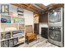 1450 STONEYBROOK CRESCENT - 34