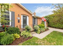 1450 STONEYBROOK CRESCENT - 5