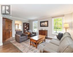 1450 STONEYBROOK CRESCENT - 7