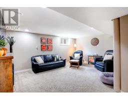 9 AILEEN DRIVE - 16
