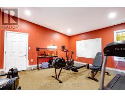 9 AILEEN DRIVE - 24