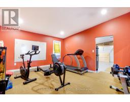 9 AILEEN DRIVE - 25