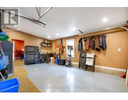 9 AILEEN DRIVE - 27