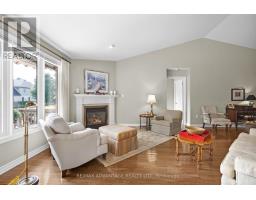 42 - 1502 WARBLER WOODS WALK - 13