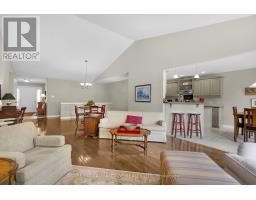42 - 1502 WARBLER WOODS WALK - 14