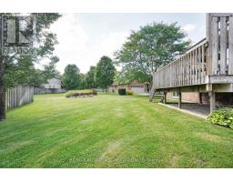 42 - 1502 WARBLER WOODS WALK - 37