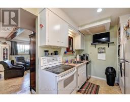 396 DUNVEGAN DRIVE - 13