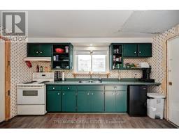 396 DUNVEGAN DRIVE - 16