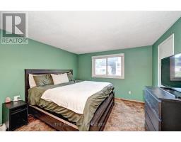 396 DUNVEGAN DRIVE - 22