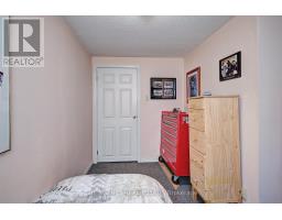 396 DUNVEGAN DRIVE - 41