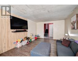 396 DUNVEGAN DRIVE - 7