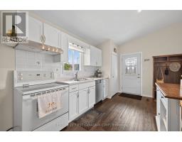 10 RICKWOOD PLACE - 16