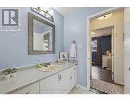 10 RICKWOOD PLACE - 28