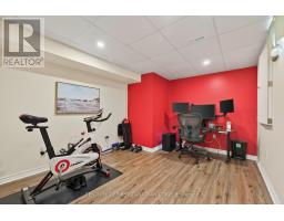 10 RICKWOOD PLACE - 34