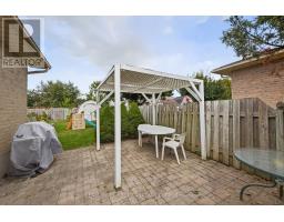 10 RICKWOOD PLACE - 38