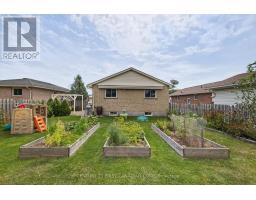10 RICKWOOD PLACE - 43
