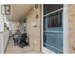 10 RICKWOOD PLACE - 6