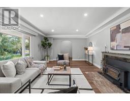 2586 DUNDAS STREET - 13