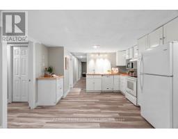 2586 DUNDAS STREET - 30