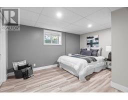 2586 DUNDAS STREET - 34
