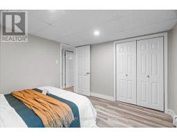 2586 DUNDAS STREET - 37