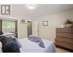 1284 WAYNE ROAD - 25