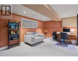 1284 WAYNE ROAD - 34
