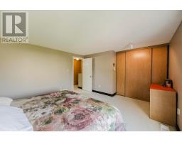 11 - 151 MARTINET AVENUE - 11