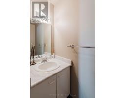 11 - 151 MARTINET AVENUE - 6