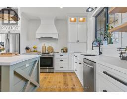 7923 FAIRVIEW ROAD - 11