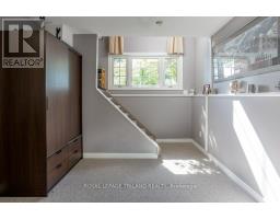 28 SCHREYER DRIVE - 19