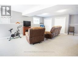 28 SCHREYER DRIVE - 21