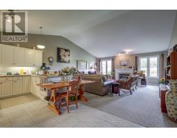 22 - 87 DONKER DRIVE - 12