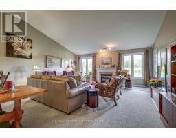 22 - 87 DONKER DRIVE - 13