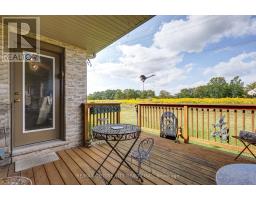 22 - 87 DONKER DRIVE - 37