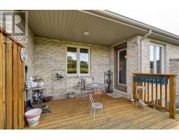 22 - 87 DONKER DRIVE - 38