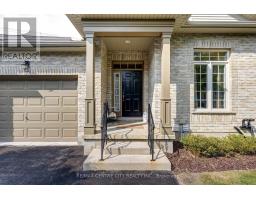 22 - 87 DONKER DRIVE - 5
