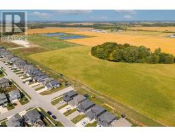146 GILMOUR DRIVE - 37