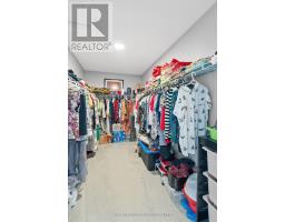 957 HOLTBY COURT - 40
