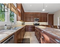 160 CATHERINE STREET - 18