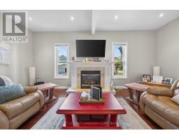 160 CATHERINE STREET - 6