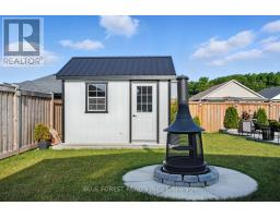 28 WEIR CRESCENT - 40