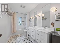 263 RIDOUT STREET S - 27