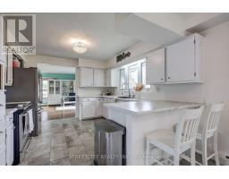 7 THISTLE COURT - 22