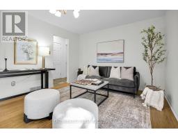 31 MCTAGGART CRESCENT - 22