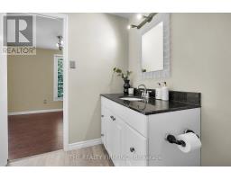 31 MCTAGGART CRESCENT - 30